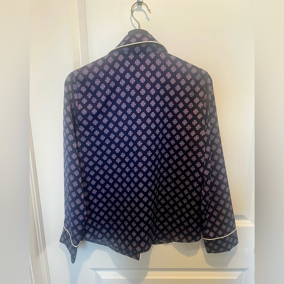 Jcrew Pattern Satin feel Button Up. - Picture 2 of 2